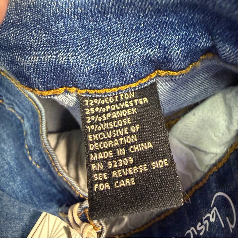 Diane Gilman Signature Studded Blue Denim Straight Jeans Women Size 24W - Picture 8 of 10